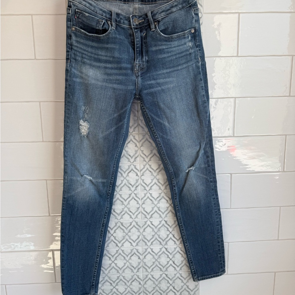 Vigoss Women's Blue Distressed Ankle Jeans